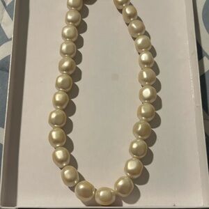 New Vintage Anne Klein signed Pearl Necklace